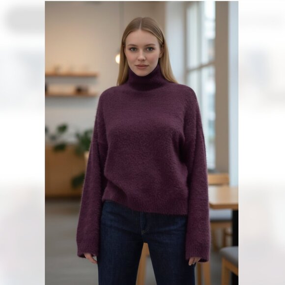NWOT ZARA Super Soft Fuzzy mock Neck Sweater Pullover Burgundy  Medium - Picture 1 of 6